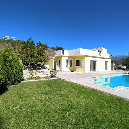 Villa Green Valley Sarandë